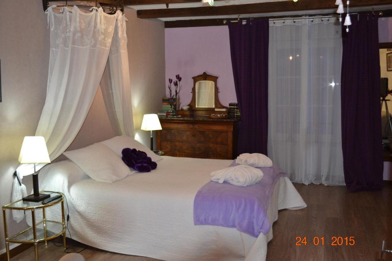 Bed And Breakfast "Le Moulin A Grains" Ménil-la-Horgne Exterior foto